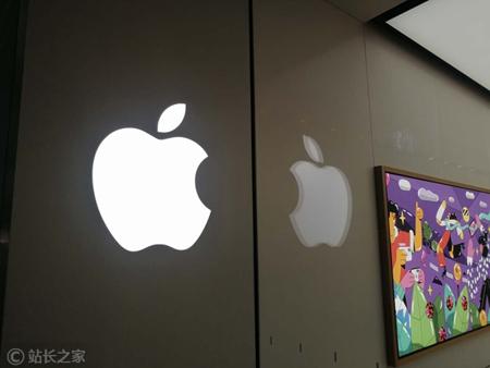 苹果探索在浏览器中加入AI搜索功能