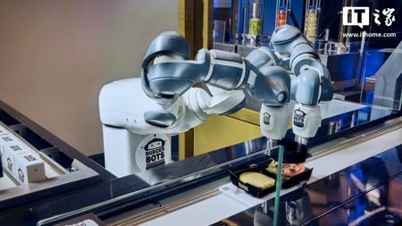 扎克伯格称 Meta AI 助手月活跃用户规模破 10 亿