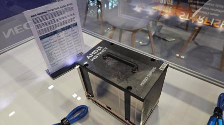 AMD MI350 系列 "CDNA 4" AI 加速器提前亮相，单模块功耗可达 1400W